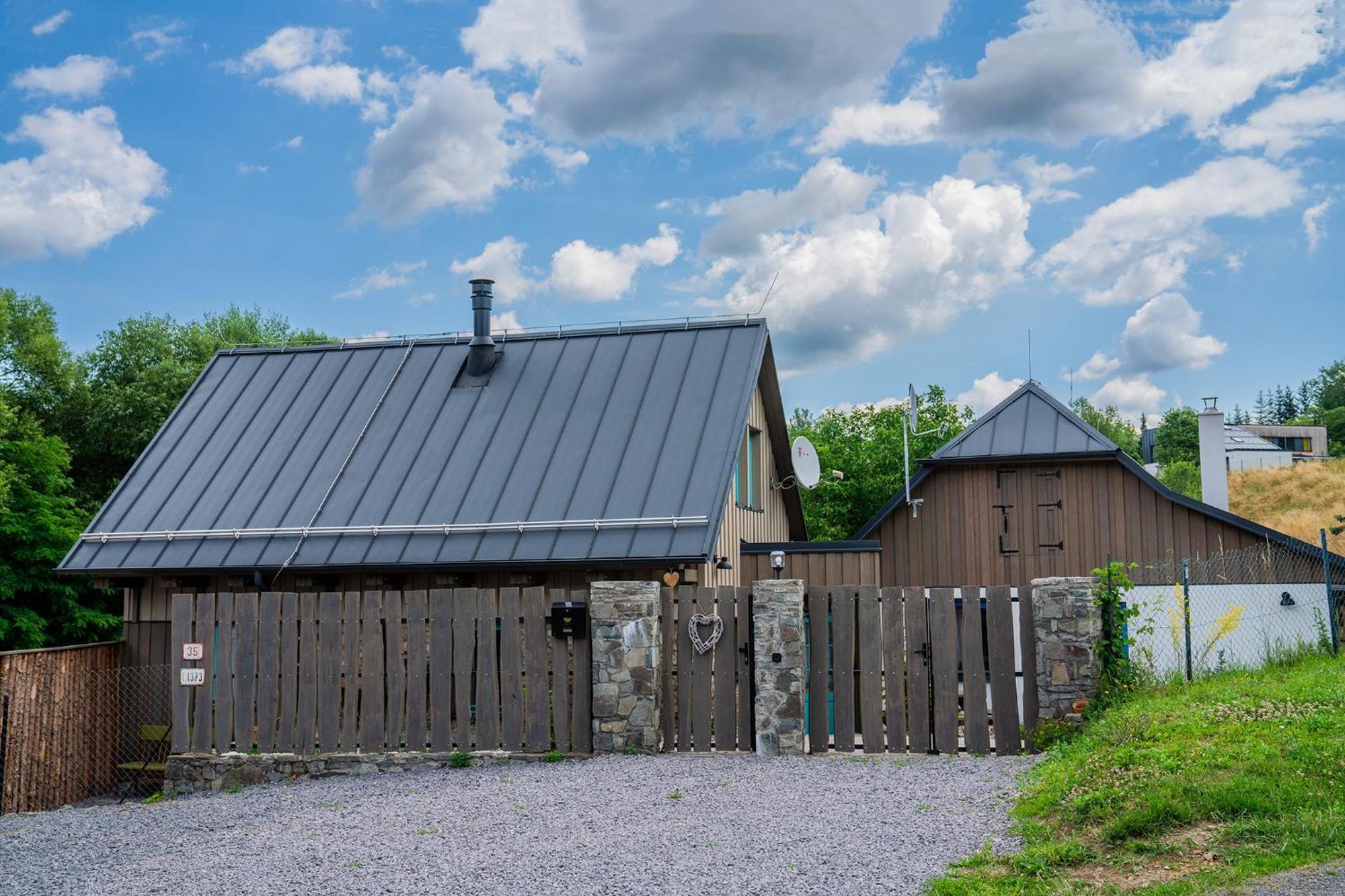 Chalupka Opal A Chalupa Achat Na Luke Lukahuta Chaletstiavnica Banska Stiavnica Na Samote - Samoobsluzny Pristup Cez Pin-Kod Nonstop Exteriér fotografie